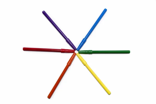Bir yıldız gibi yerleştirilen renkli Marker Kalem — Stok fotoğraf