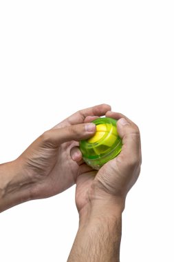 Jiroskopik topu egzersiz için kullanarak eller