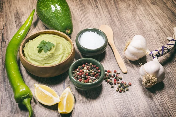 Bahan Bahan Untuk Guacamole Saus Avacado — Stok Foto