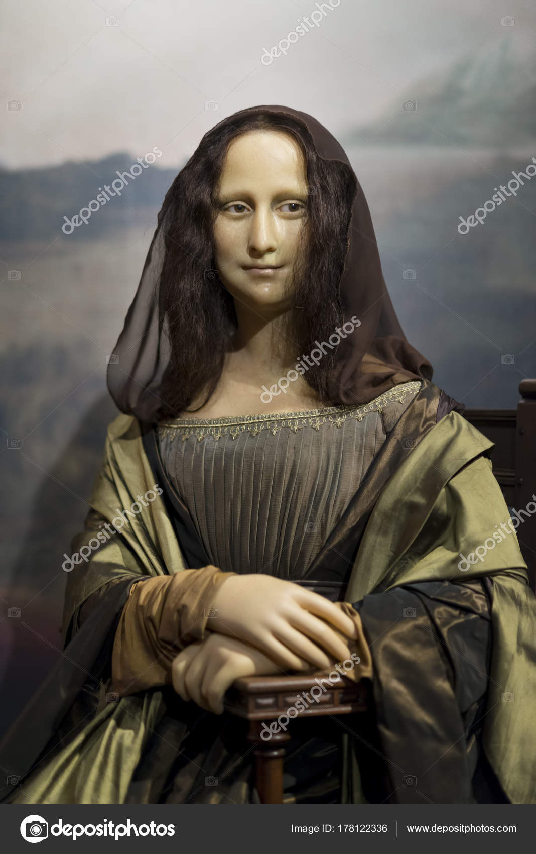 Nikola Hanzalova Nikola Hanzalova