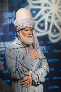 Istanbul, Türkiye, 19 Aralık 2017: Balmumu heykel Madame Tussauds İstanbul Mevlana. Mevlana 13. yüzyıl Farsça, Sünni Müslüman oldu şair, hukukçu, İslam alimi, ilahiyatçı ve Tasavvuf mystic.