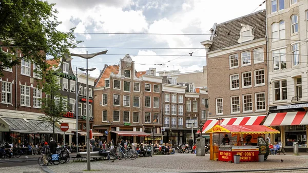 Amsterdam Países Bajos Julio 2012 Cafés Bares Restaurantes Tiendas Wallen — Foto de Stock