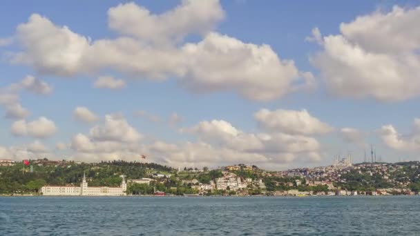 Istanbul Turquia Maio 2017 Vídeo Timelapse Bósforo Com Cengelkoy Kuleli — Vídeo de Stock