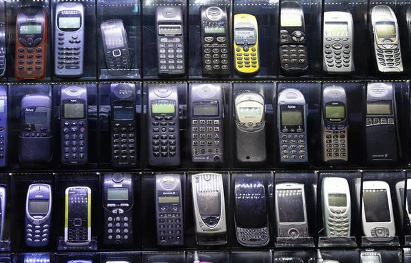 Istanbul Turquía Noviembre 2019 Viejos Teléfonos Móviles Escaparate Del Mercado —  Fotos de Stock