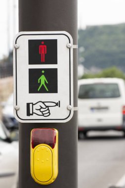 Macaristan, Budapeşte 'den Trafik İşareti ve Düğme