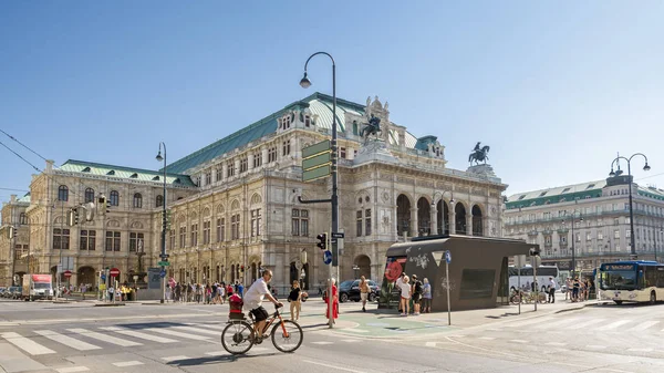 Вена Австрия Июля 2016 Широкий Угол Обзора Оперного Театра Венская — стоковое фото