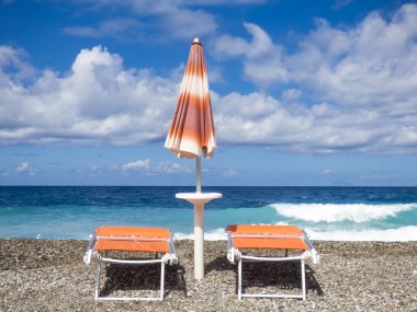 Güneşli bir gün güneşli kumsalda