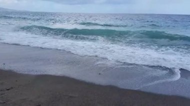 Sicilya, dalgalar deniz