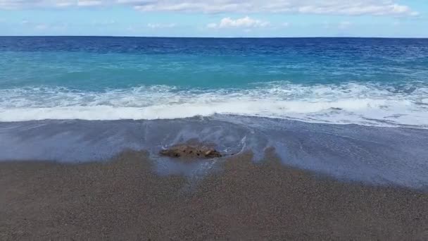 Ondas marítimas na Sicília — Vídeo de Stock