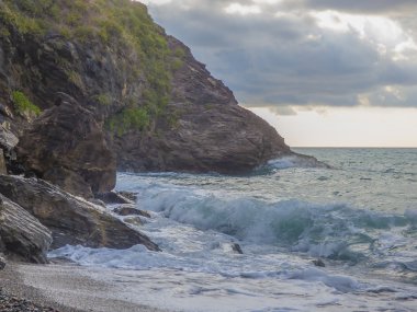 Denizde akşam günbatımı