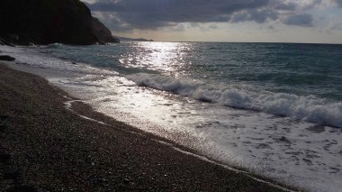 Denizde akşam günbatımı