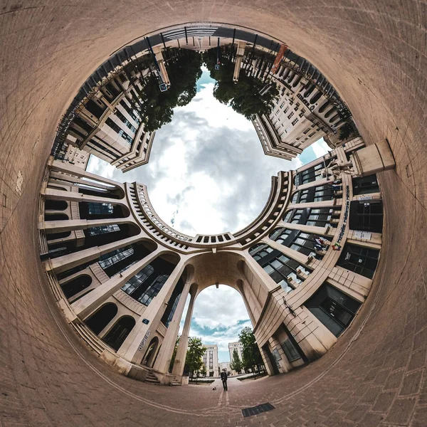 360 panorama fotoğrafçılık, küçük gezegen, göz şehir, icity, montpellier, Fransa, mimari, gökyüzü, küre, kule, su, bina, gezegen, şehir, açık hava, bulut, uzay, şehir, açık hava, kimse yok, dünya, daire, büyük seyahat, büyük, fotoğraf, oturma, 