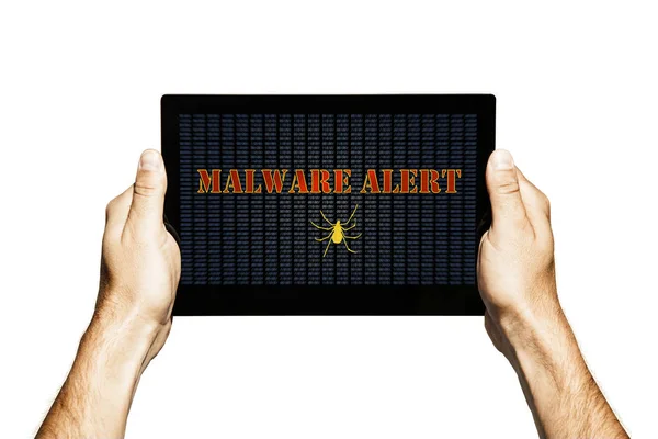 Malware alert na ekranie tabletu. Ręce, trzymając tablet. Na białym tle — Zdjęcie stockowe