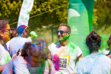 Malaga, İspanya - 4 Haziran 2017: Unicaja renk yolun Malaga, İspanya'da 4 Haziran 2017 üzerinde zevk tanımlanamayan kişi.