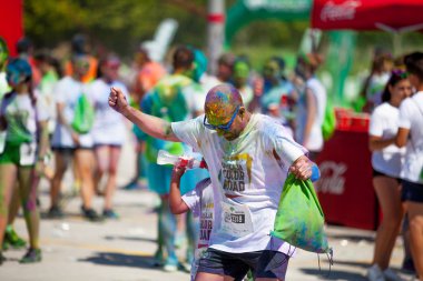 Malaga, İspanya - 4 Haziran 2017: Unicaja renk yolun Malaga, İspanya'da 4 Haziran 2017 üzerinde zevk tanımlanamayan kişi.