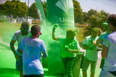 Malaga, İspanya - 4 Haziran 2017: Unicaja renk yolun Malaga, İspanya'da 4 Haziran 2017 üzerinde zevk tanımlanamayan kişi.
