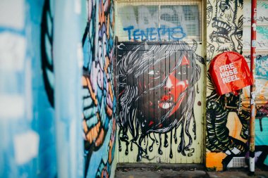 Melbourne, Avustralya - 12 Mart 2017: Graffiti duvar Melbourne, Avustralya.