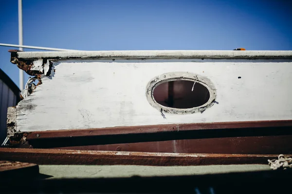 Velho veleiro porthole close up detalhe . — Fotografia de Stock