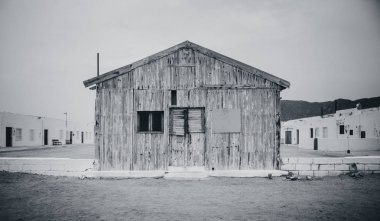 Almeria, İspanya eski ahşap kabin. Siyah ve beyaz.