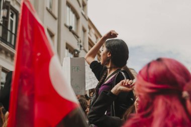 Malaga, İspanya - 8 Mart 2018: Binlerce kadın Feminist Strike kadınlar gününde Şehir Merkezi, Malaga, İspanya, 8th Mart 2018 katılmak.
