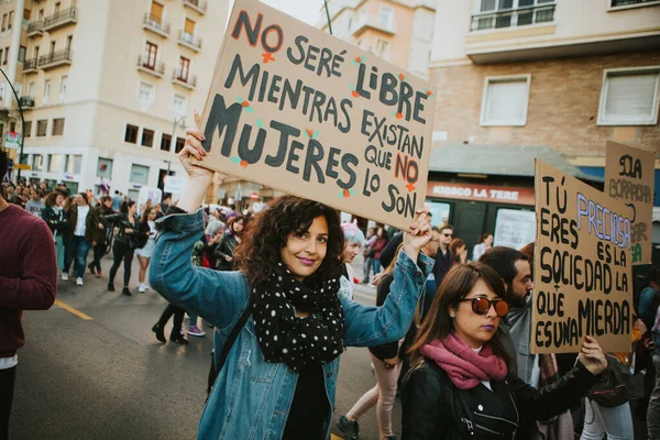 Malaga España Marzo 2020 Mujer Con Pancartas Feministas Durante Huelga — Foto de Stock