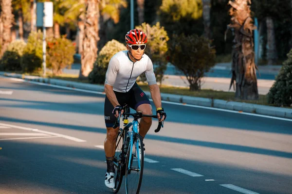 Benalmadena Espagne Mai 2020 Les Cyclistes Costa Del Sol Roulent — Photo