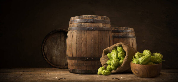 хмельная шишка с пивом
