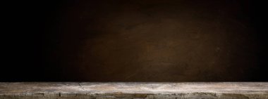 fıçının arka planı ve aşınmış eski ahşap masa