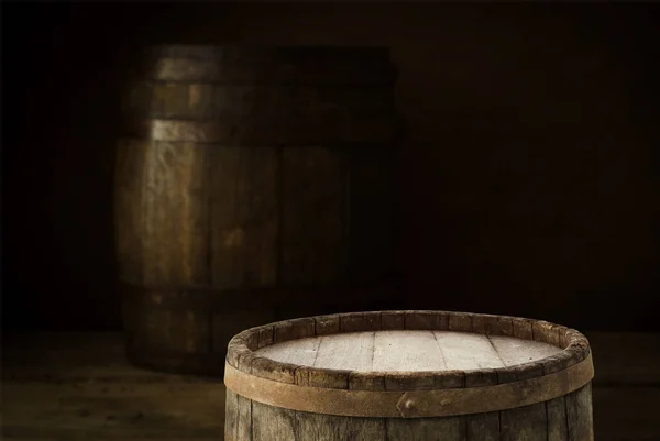 Wooden oak barrel isolated on white background — Stock Photo, Image