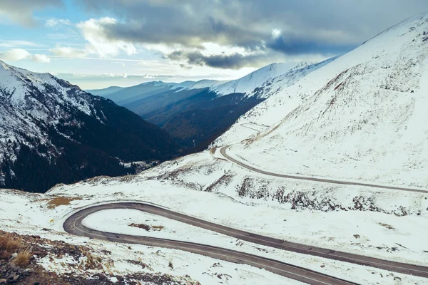 Transilvanya 'da Transfagarasan yolu Romanya