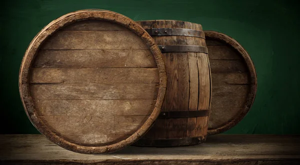 Background of barrel and worn old table of wood — Stock Photo, Image