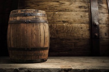 Şarap mahzeninde fıçılar, Porto, Portekiz