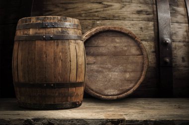 Şarap mahzeninde fıçılar, Porto, Portekiz