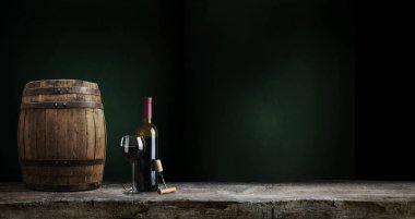 Taş tablo üst ve bulanık plaza arka plan - görüntülemek için kullanılan olabilir alışveriş ya da ürün montaj.