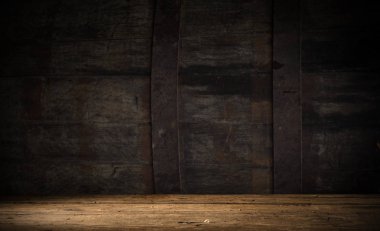 fıçının arka planı ve aşınmış eski ahşap masa