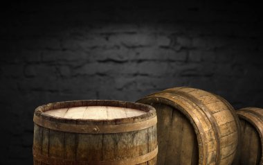 Rustik tuğla duvar bulanıklık arka plan önünde Ahşap masa ürün görüntülemek için masada boş kopyalama alanı ile. Retro tasarım montaj sunumu.