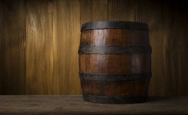 fıçının arka planı ve aşınmış eski ahşap masa