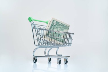 Para bir dolar süpermarket tramvay ödeme konsepti