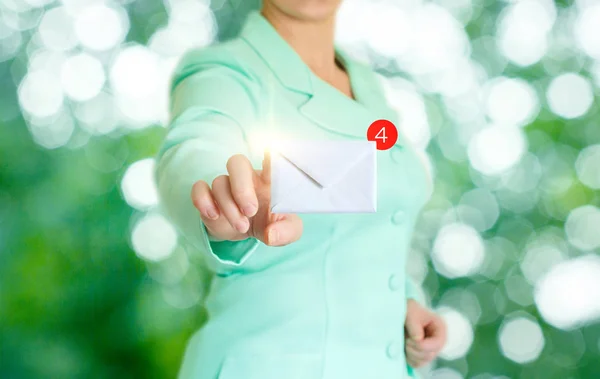 Recibir correos electrónicos . — Foto de Stock