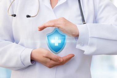 Doktor sembolü sağlık sigortası.