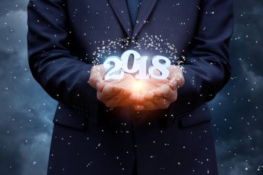 İşadamı el 2018 gösterir.