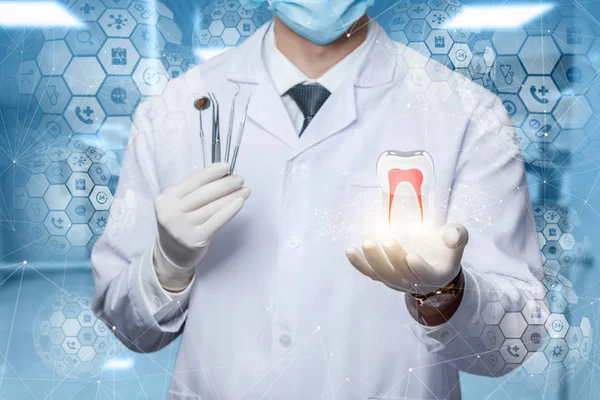 Le concept de diagnostic et de traitement des dents . — Photo