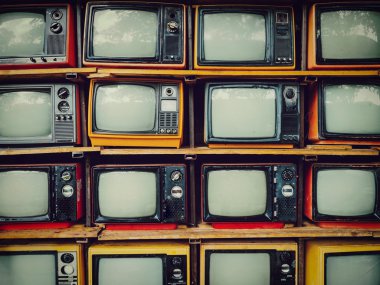 Eski retro televizyon ve boş perde göstermek