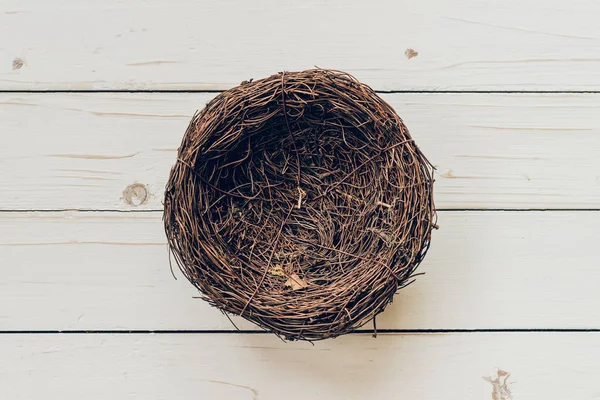 Blank nest on wood background — Stock Photo, Image