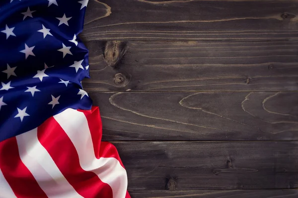 USA flag on wooden wall background and texture with space — Stock Photo, Image