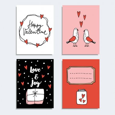 Şirin el kümesi Sevgililer günü veya düğün kartları, davetiyeler çift güvercin kuşları, hediye ve kalpleri ile çizilmiş. İzole vektör nesneleri, doodle kroki.