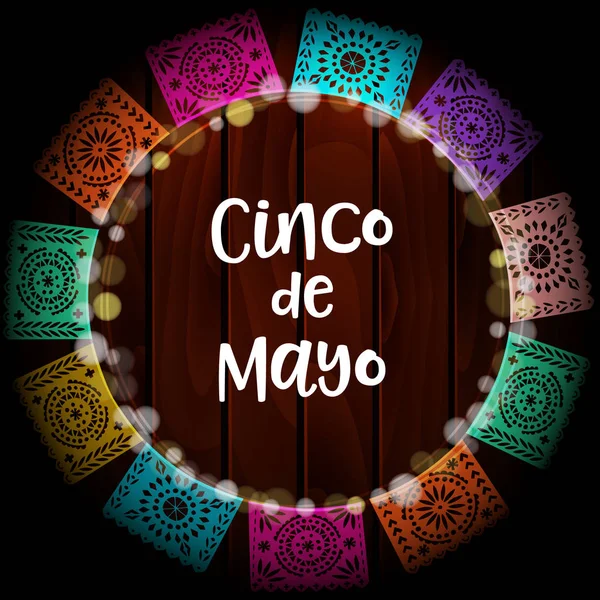 Mexikanska Cinco de Mayo gratulationskort, inbjudan. Dekoration, krans av lampor, handgjorda skär papper flaggor. Gammal trä bakgrund. Vektorillustration. — Stock vektor