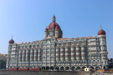 Mumbai, Hindistan - 10 Aralık 2019: Tac Mahal Palace Hotel, Mumbai, Maharashtra, Hindistan 'da Saracenic Revival stilinde inşa edilmiş beş yıldızlı bir otel..