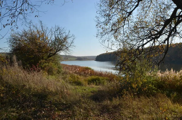 Lago Floresta Outono — Fotografia de Stock