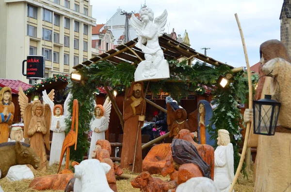 Pilsen 'deki Cumhuriyet Meydanı' nda Noel süsleri